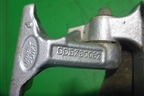 Петля двери передней правой нижняя (BDB780062) для Land Rover Discovery 3 с 2004-2009г