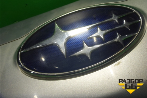 Накладка двери багажника (после 2005г в сборе с освещением номера) для Subaru Forester (Sg5-9) с 2002-2007г