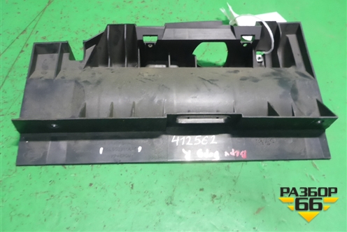 Кронштейн (бардачка) (FCL500260C01) для Land Rover Discovery 3 с 2004-2009г