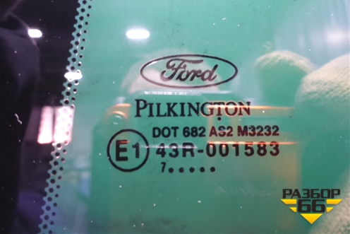 Стекло двери задней правой форточка (2007г) для Ford Fusion с 2002г