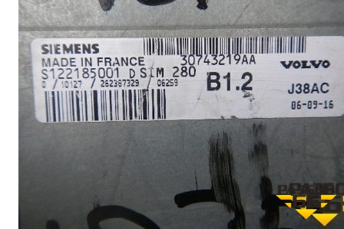 Блок управления двигателем (1.6л) для Volvo S40 с 2004-2012г