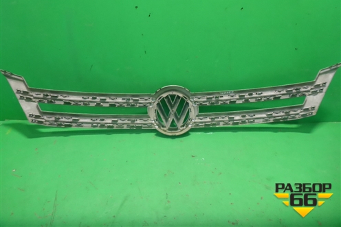 Накладка на решетку радиатора (в сборе) (5N0853655) для Volkswagen Tiguan с 2011-2016г