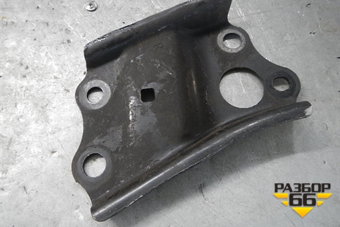 Кронштейн подрамника правый (передний) (5225502010) для Toyota Corolla (E15) с 2006-2013г