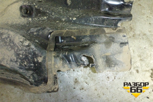 Короб водоотводящий для Toyota Corolla (E15) с 2006-2013г