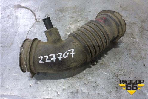 Патрубок воздушного фильтра (1788122160) для Toyota Corolla (E15) с 2006-2013г