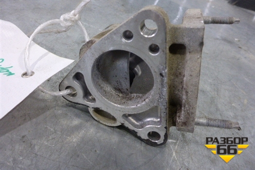 Корпус термостата (1.6л) для Toyota Corolla (E15) с 2006-2013г