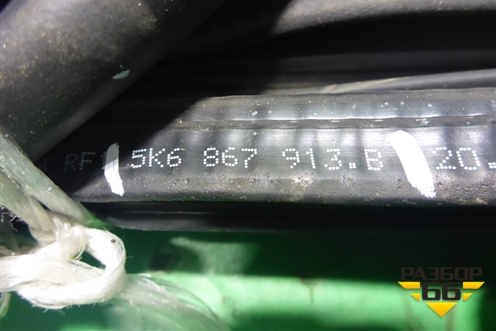 Уплотнитель двери задней правой (5K6867913B) для Volkswagen Golf VI с 2009-2012г