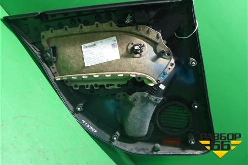 Обшивка двери задней правой под электрику (5K6867212) для Volkswagen Golf VI с 2009-2012г