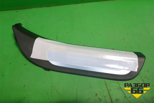 Накладка порога внутренняя заднего правого (новая) (8R0853376A) для Audi Q5 c 2008-2017г