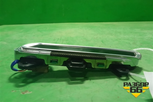 Фонарь подсветки (на переднюю правую обшивку) (926403T000) для Kia Quoris с 2012г