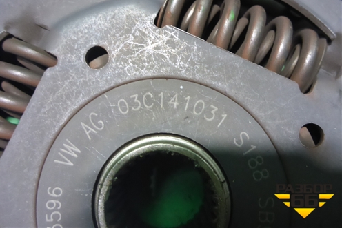Диск сцепления ( 1.4л CGG) (03C141031) для Volkswagen Golf VI с 2009-2012г