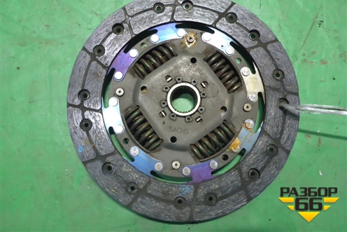 Диск сцепления ( 1.4л CGG) (03C141031) для Volkswagen Golf VI с 2009-2012г
