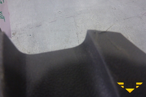 Обшивка стойки задняя нижняя левая (4M51A31017A) для Ford Focus 2 с 2005-2008г