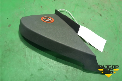Накладка на торпедо (боковая правая) (4M51A04096AAW) для Ford Focus 2 с 2008-2011г