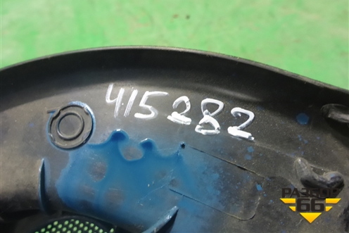 Накладка двери передней правой уголок (4M51A23408AJ3YYW) для Ford Focus 2 с 2008-2011г