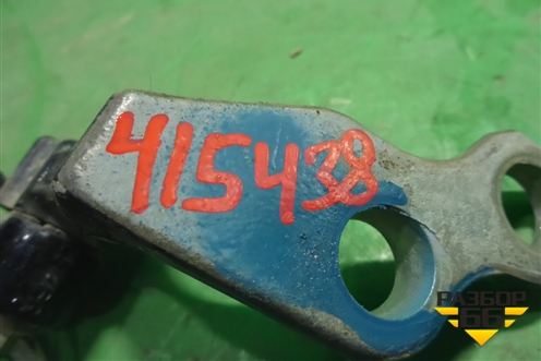Петля двери задней правой нижняя для Ford Focus 2 с 2008-2011г