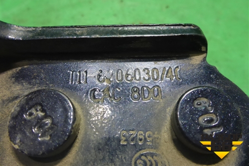 Петля двери задней правой нижняя (T116206030) для Chery Tiggo (T11) с 2005г