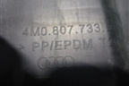 Накладка переднего бампера (4M0807733D) для Audi Q7 c 2015г