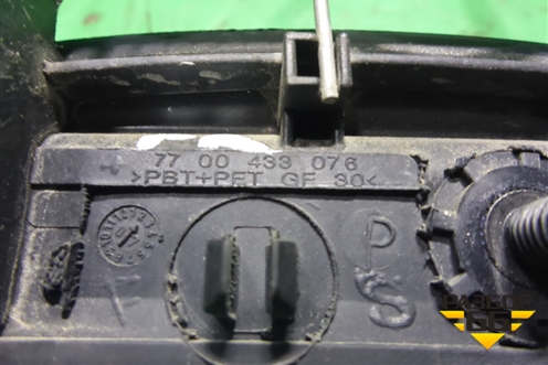 Ручка наружная двери передней правой (не крашеная) (7700433076) для Renault Logan с 2004-2015г