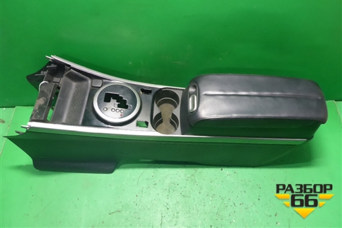 Подлокотник для Mazda CX 7 с 2006-2012г