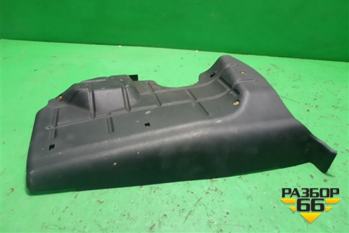 Накладка на торпедо (правая под бардачком) (EG2164520) для Mazda CX 7 с 2006-2012г