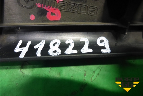 Накладка двери задней правой (уголок) (EG2168515) для Mazda CX 7 с 2006-2012г