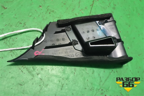 Накладка на торпедо (боковая верхняя правая) (EG2168169) для Mazda CX 7 с 2006-2012г