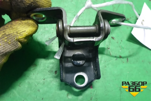 Петля двери задней правой верхняя для Mazda CX 7 с 2006-2012г