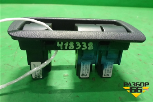 Рамка под кнопки для Mazda CX 7 с 2006-2012г
