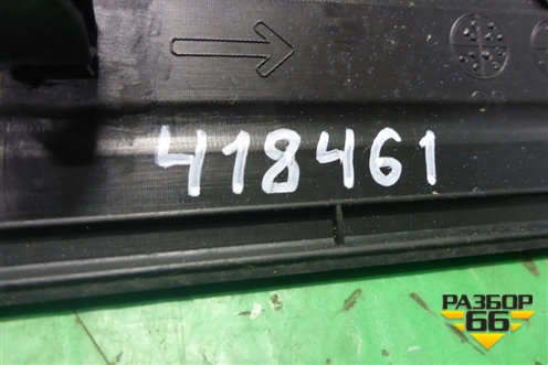 Накладка порога внутренняя переднего правого (в проём) (EG21687E0) для Mazda CX 7 с 2006-2012г