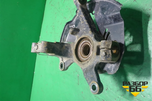 Кулак поворотный передний правый для Mazda CX 7 с 2006-2012г