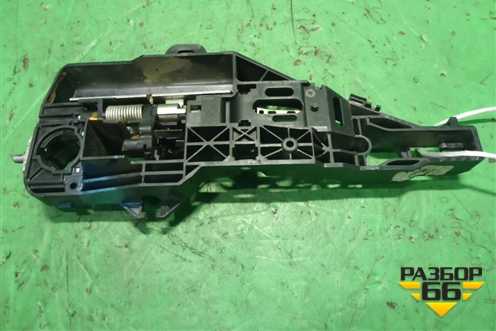 Кронштейн ручки наружной (передней правой) (806060282R) для Renault Kaptur с 2016г
