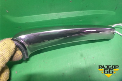 Накладка на решетку радиатора (правая хром) (531250E070) для Toyota Highlander с 2013-2021г