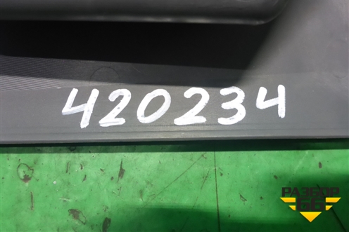 Накладка на торпедо (нижняя левая) (6J1857506) для Seat Ibiza с 2008-2017г