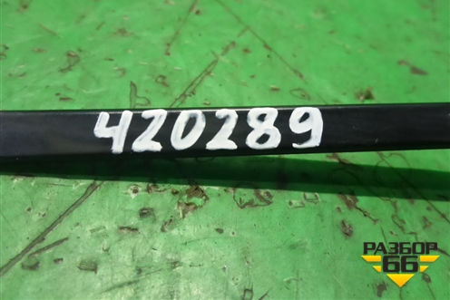 Поводок стеклоочистителя правый (6J1955410) для Seat Ibiza с 2008-2017г