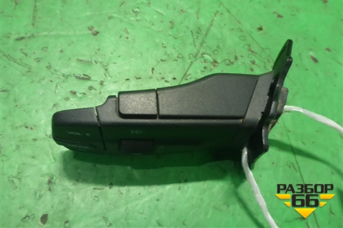 Модуль кнопок управления магнитолой подрулевой (5J0959849) для Seat Ibiza с 2008-2017г