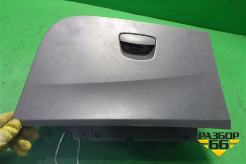 Бардачок (6J1857103A) для Seat Ibiza с 2008-2017г