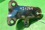 Кронштейн задней балки левый (551701C100) для Hyundai Getz с 2002г