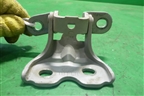 Петля двери передней правой нижняя (793251C000) для Hyundai Getz с 2002г
