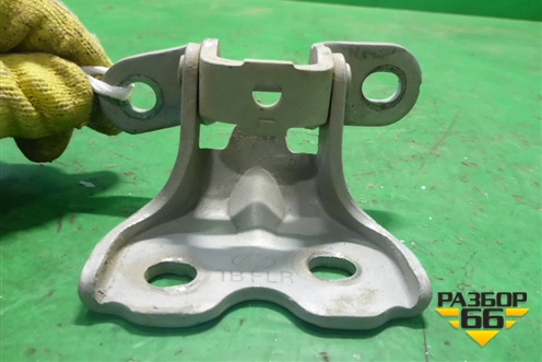 Петля двери передней правой нижняя (793251C000) для Hyundai Getz с 2002г
