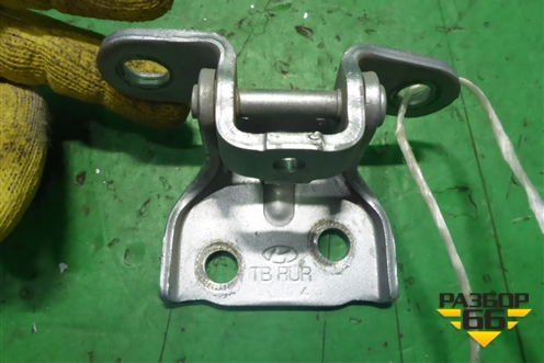 Петля двери задней правой верхняя (793401C000) для Hyundai Getz с 2002г