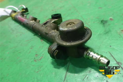 Рейка топливная рампа ( 1.3л) для Toyota Yaris с 2005-2011г