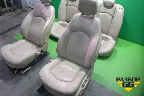 Сиденья комплект (AIR BAG подогрев электропривод) для Cadillac CTS с 2008-2013г