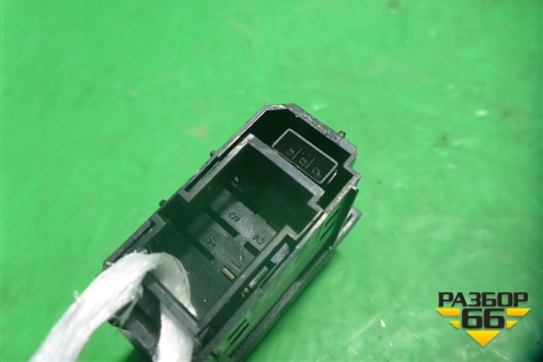 Кнопка (ASR OFF) (9435451807) для Mercedes Benz  TRUCK Actros MP3 с 2008г