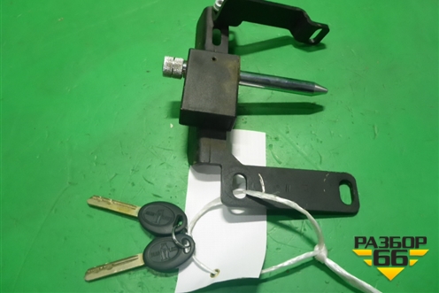 Замок противоугонный КПП (МКПП BEAR LOCK) для Skoda Octavia (А4) с 1997-2011г