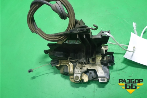 Замок двери передней правой (2 контакта) (3B1837016) для Volkswagen Caddy с 2004-2016г