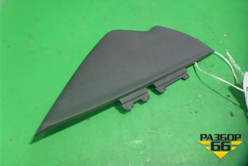Накладка на торпедо (правая) (2K0858218) для Volkswagen Caddy с 2004-2016г