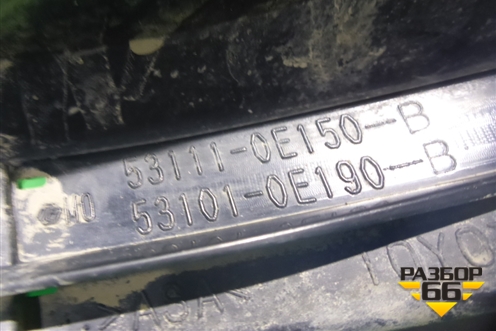 Решетка радиатора (верхняя до 2016г) (531110E150B) для Toyota Highlander с 2013-2021г