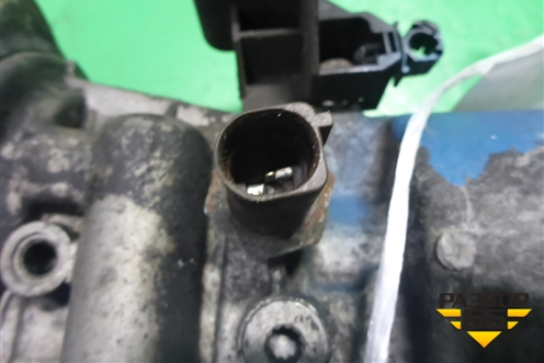 Корпус масляного фильтра ( 2.0л BDJ TDI) (045115389G) для Volkswagen Caddy с 2004-2016г