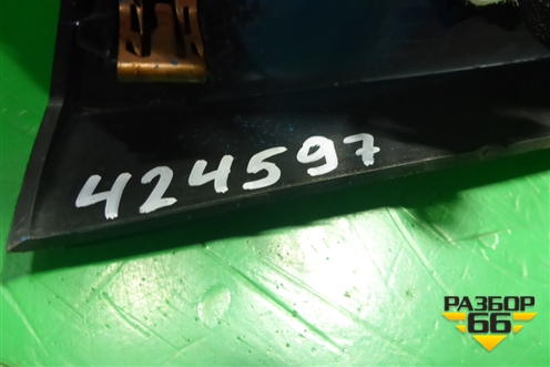 Накладка двери задней правой (уголок) (CN15A254K06ABW) для Ford EcoSport с 2014г